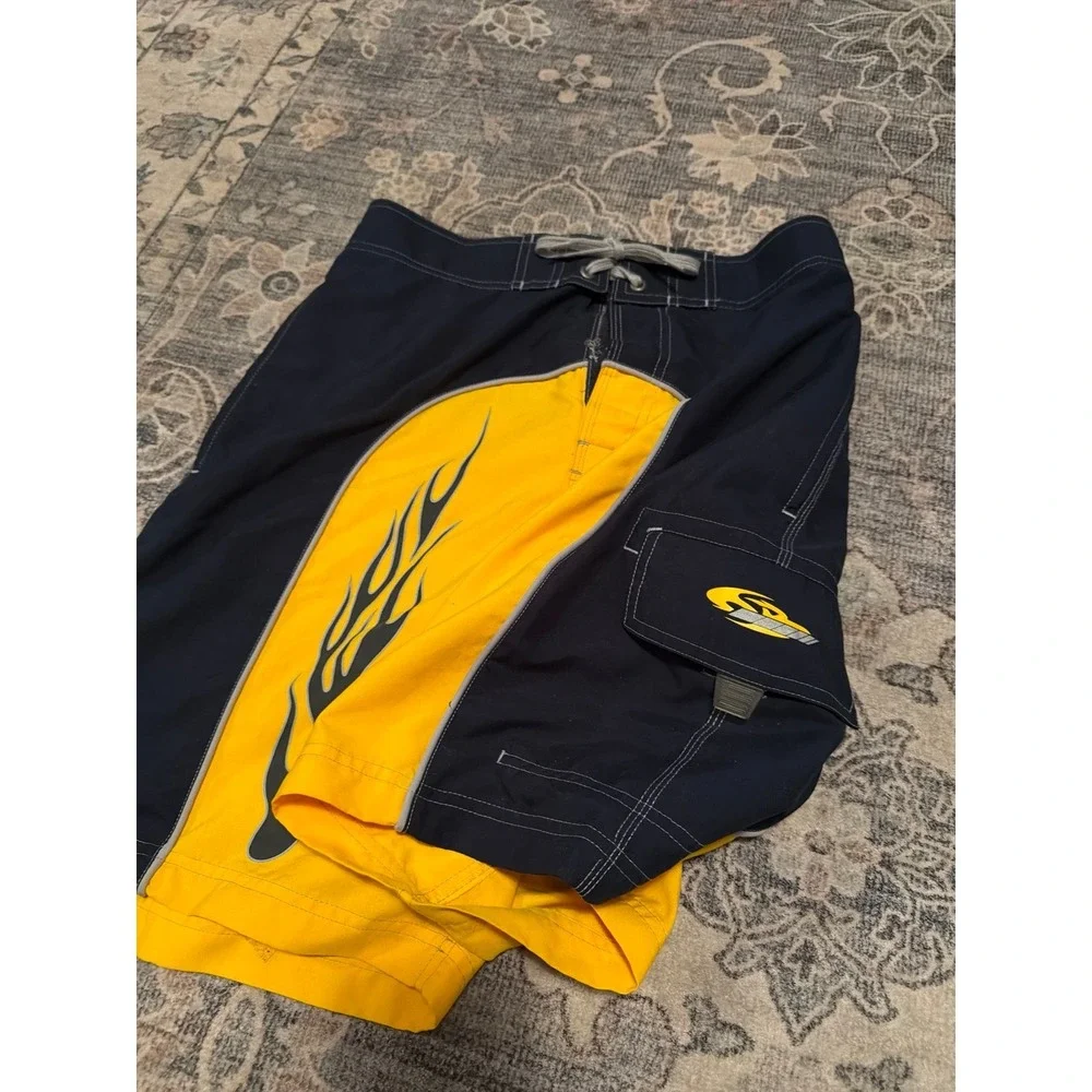 Y2K No Boundaries Men's Swim Trunks Shorts Yellow Flame